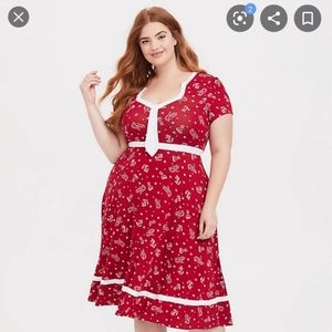 Torrid pin up dress size 3